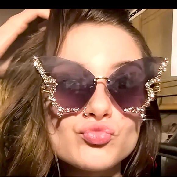 Brand new still in bag adorable y2k glam shades - Picture 1 of 6